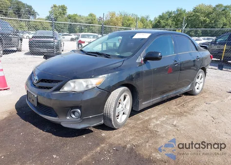 2013 Toyota Corolla S z USA, uszkodzony, nr VIN 2T1BU4EE4DC106858